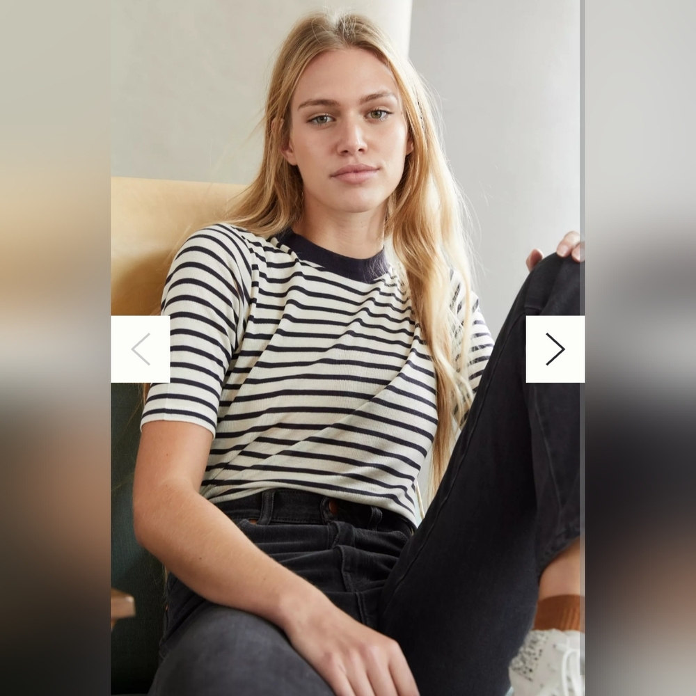 SCOTCH & SODA Anthropologie Lela Sriped Blue and Off White T-Shirt. Size Small.